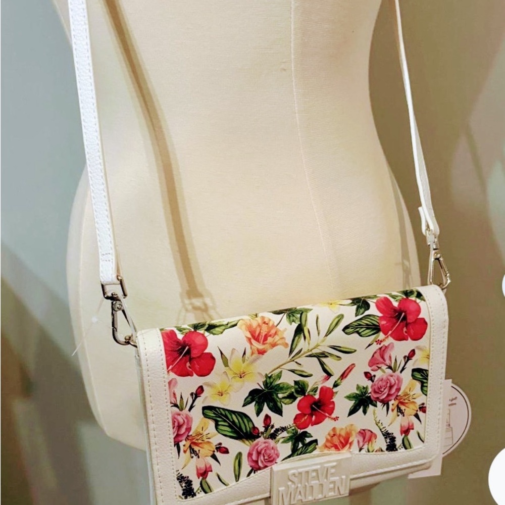 Steve Madden White and Pink Crossbody Bag